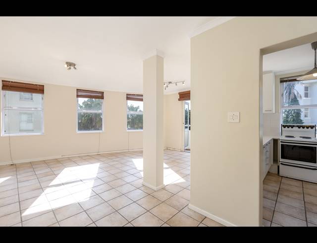 2 BEDROOM APARTMENT TO LET IN VREDEHOEK